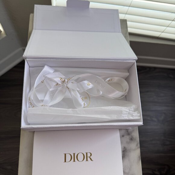 NEW AUTHENTIC DIOR White Pebbled Foldover Gift Box Bundle - Picture 6 of 8